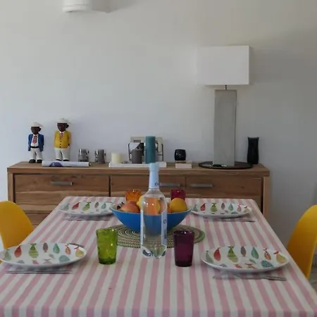 De Standing Avec Piscine A Porto-vecchio Порто-Веккіо